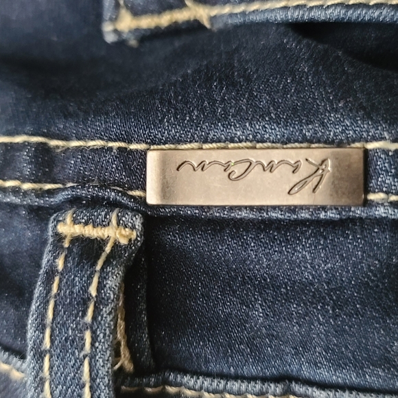 Kancans - Picture 4 of 4